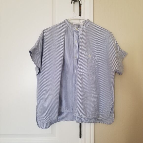 Everlane Blue and White Pinstripe Short Sleeve Top - Picture 1 of 2